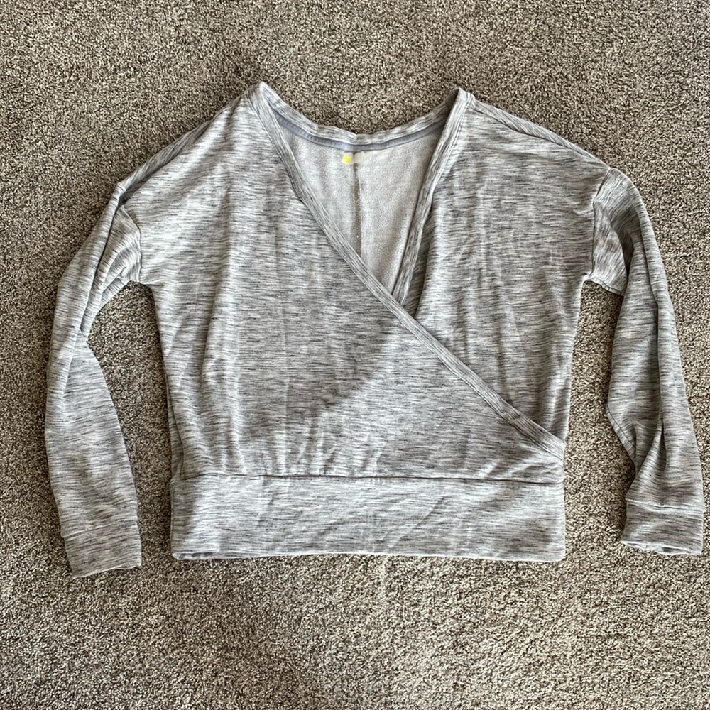 XS Zella gray heathered sweatshirt